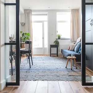 https://gorgeous-and-stylish-place-for-two-in-hip-west.amsterdamhotelsnl.com