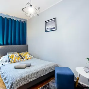 https://clicktheflat-wilcza-apart-rooms.warsawhotelspoland.com